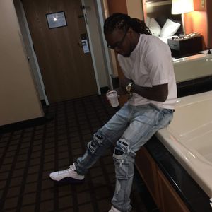 Meet your Posher, Dwayne